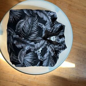 Black and Gray Leaf Print Top PINK Brand
